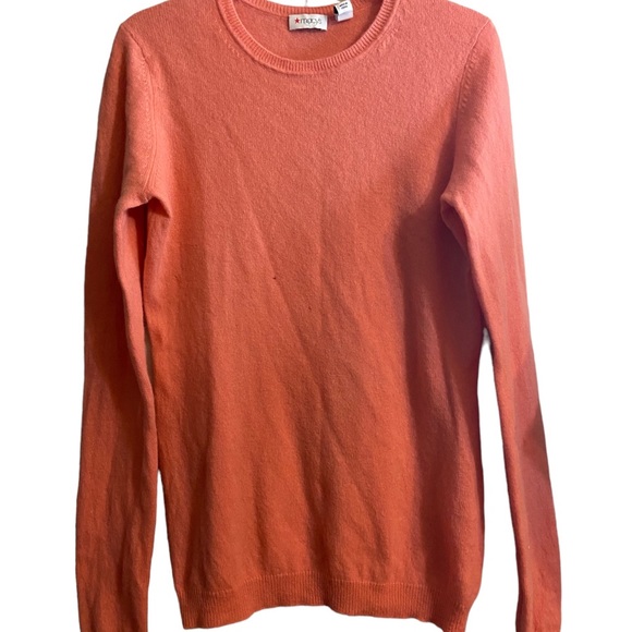Macys salmon longsleeve 100 % cashmere crew neck Sweater ladies medium - Picture 1 of 7